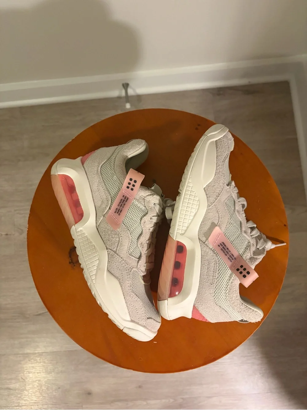 Air Jordan WMNS Jordan MA2